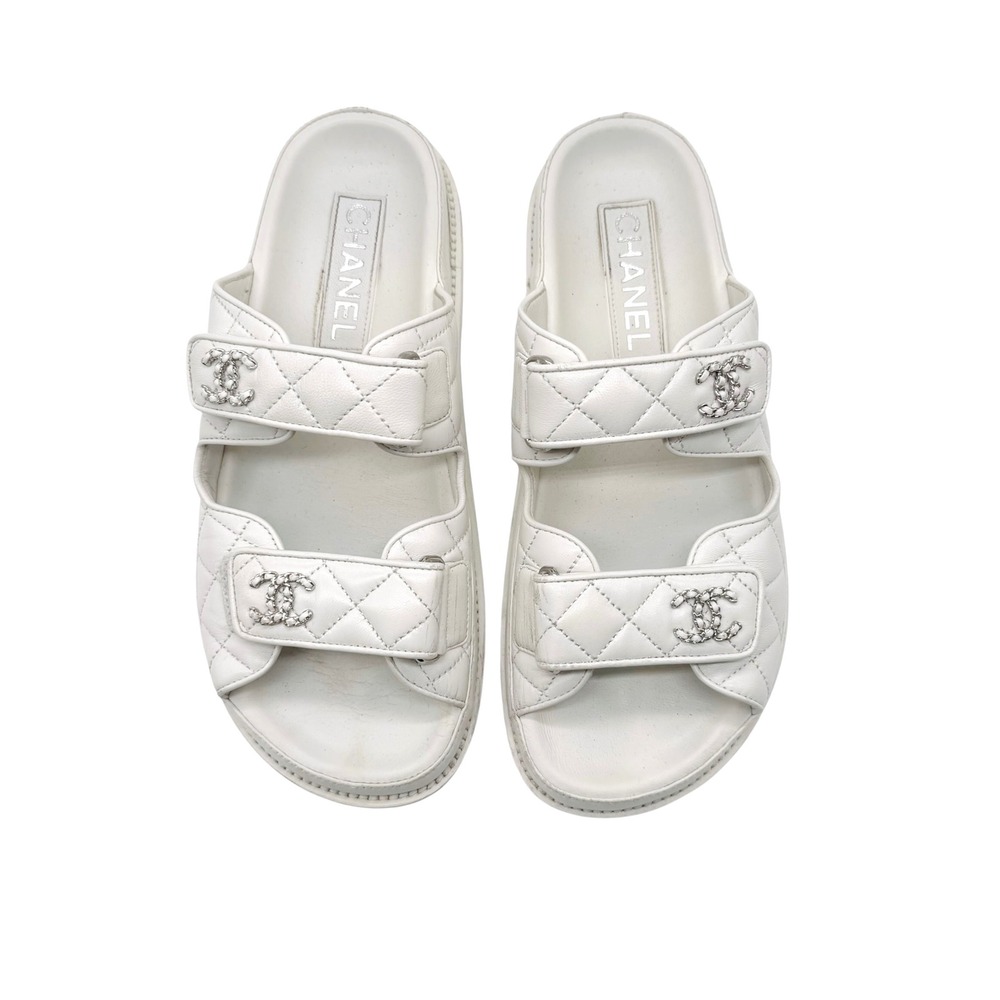 Chanel White Quilted Lambskin Leather CC Logo Dad Sandals G45507 Size 38